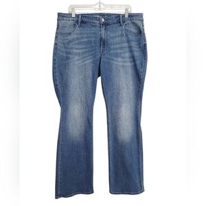 Old Navy WOW Boot-Cut Jeans Women’s Size 16 Mid-Rise Stretch Denim Blue Classic